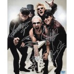 Scorpions スコーピオンズ 直筆サイン入り写真認証COA付